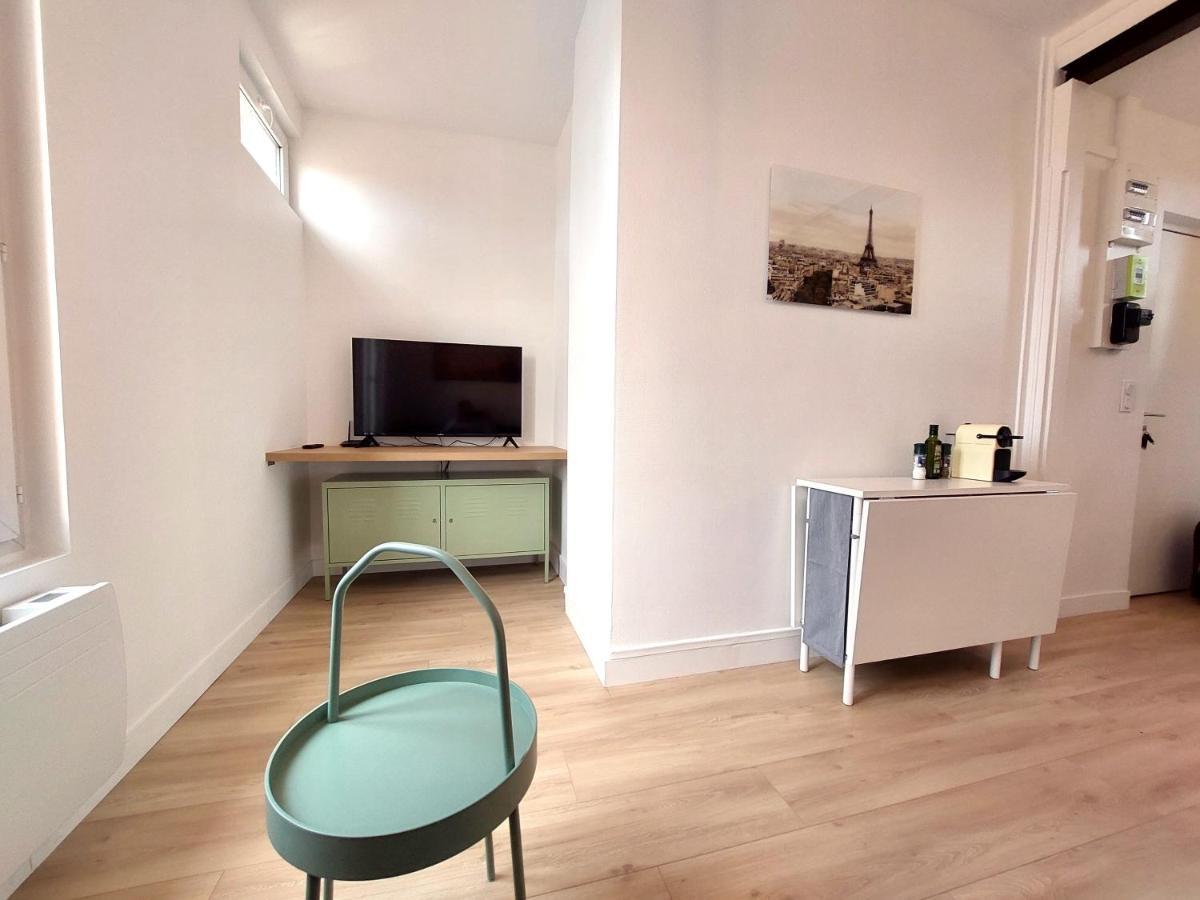 Superbe 2 Pieces Renove Et Calme Lägenhet Aubervilliers Exteriör bild